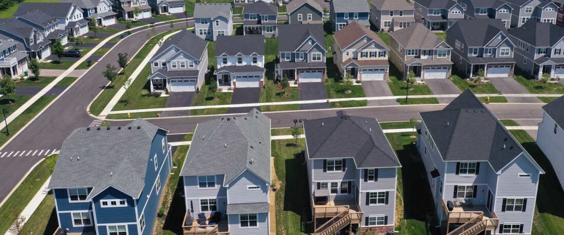 Exploring Interest Rates and Mortgages